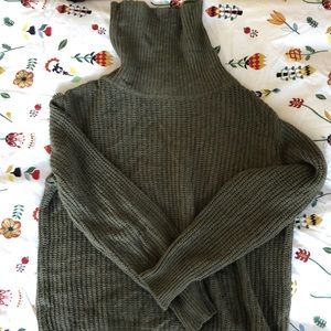 Brandy Melville Turtleneck
